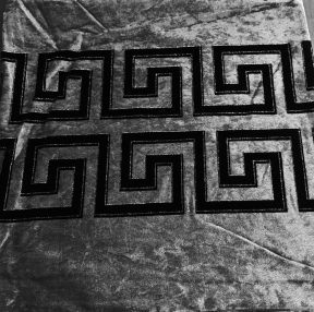 Versace stijl kussenhoes donkergrijs/ zwart