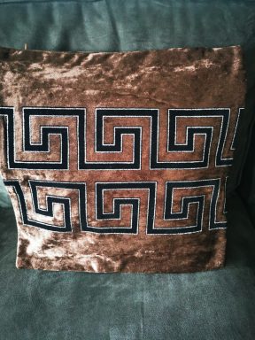 Versace stijl kussenhoes donkerbruin 45 x45 cm