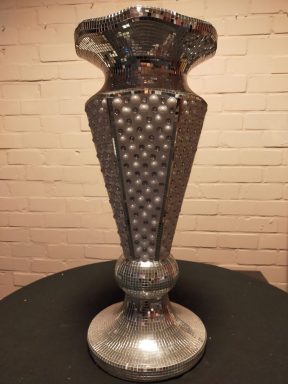 Vaas spiegelglas met parel stenen  60 hoog